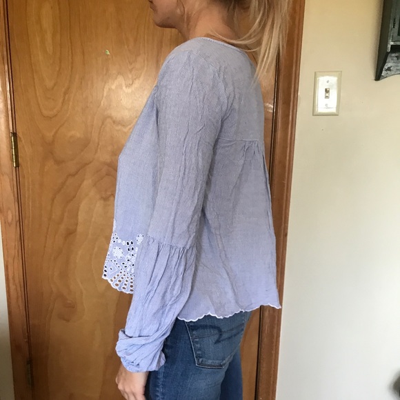 Women’s Hollister pin striped peasant blouse - Picture 2 of 6